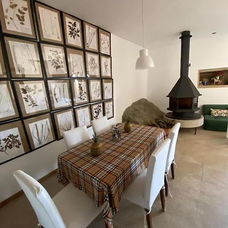 Casa Da Cisterna Kır Evi